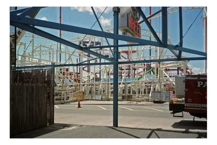 W 12 th Street, Coney Island, New York 2011 pastime paradise all american favorites usa america amerika uncommon places common places art kunst photography fotografie photographie fineart photography fineart newtopographics beyond places vanishing places contemporary art americanprospects american views picturing america urban stills approaching nowhere cityscape roadside america american surfaces places münster muenster christian gieraths thomas ruff düsseldorf Fotoschule interieur downtown artwork Galerie gallery