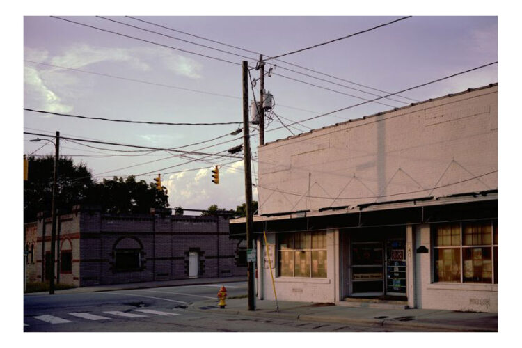 Montgomery Street, Henderson, NC 2016 pastime paradise all american favorites usa america amerika uncommon places common places art kunst photography fotografie photographie fineart photography fineart newtopographics beyond places vanishing places contemporary art americanprospects american views picturing america urban stills approaching nowhere cityscape roadside america american surfaces places münster muenster christian gieraths thomas ruff düsseldorf Fotoschule interieur downtown artwork Galerie gallery
